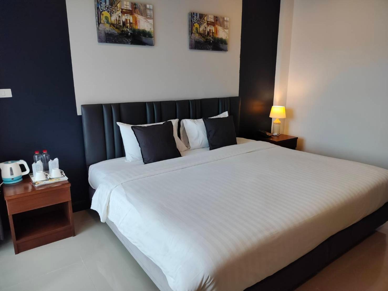 May House Karon Beach Ban Karon Zewnętrze zdjęcie